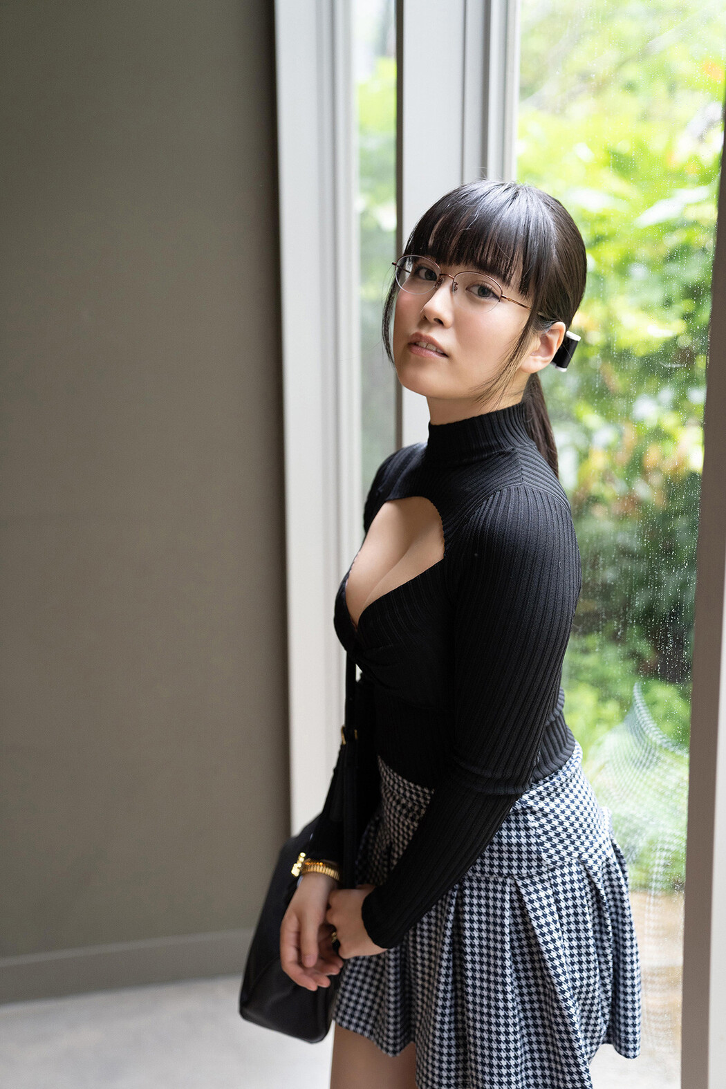 Umi Shinonome 東雲うみ, FLASHデジタル写真集 『密会』 Set.01
