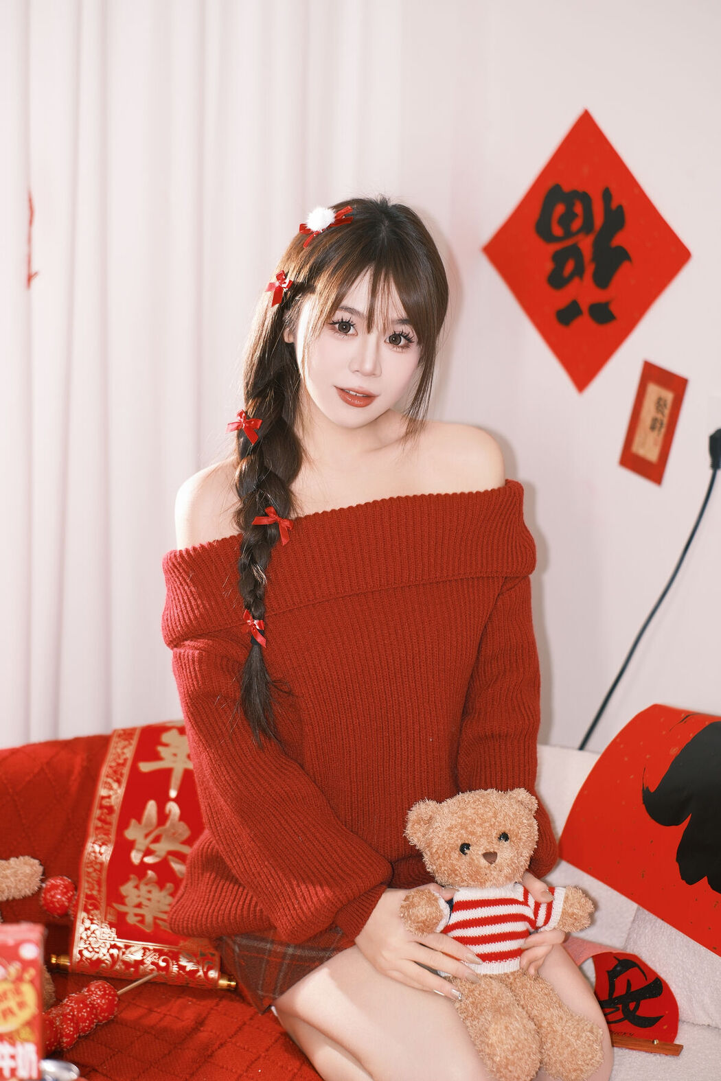 YiTuYu艺图语 Vol.8179 泡芙小方 (23P)