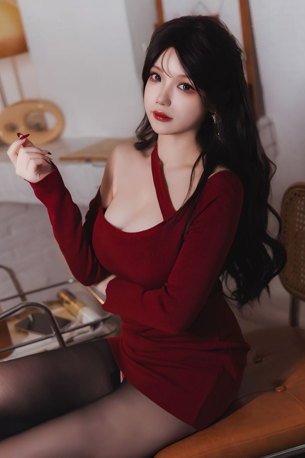 Coser@雪晴Astra – 红裙黑丝小娇妻 (66P – 2V)