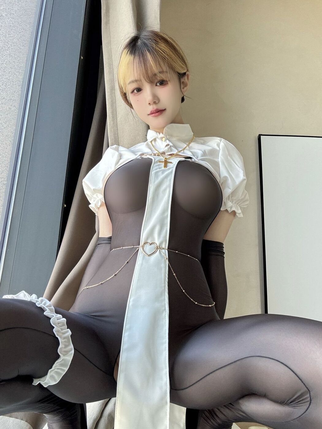 Coser@小仓千代w – 2024年11月Fantia会员合集 Part2 (61P)