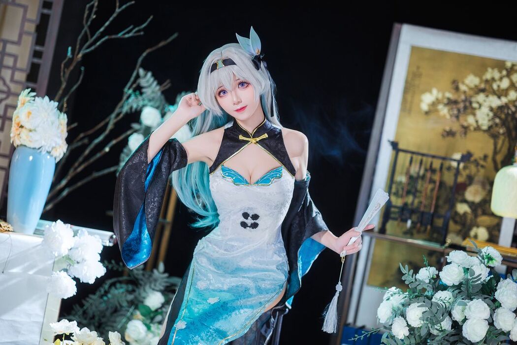 Coser@Tomoyo酱 – 星穹铁道 流萤旗袍 (25P)