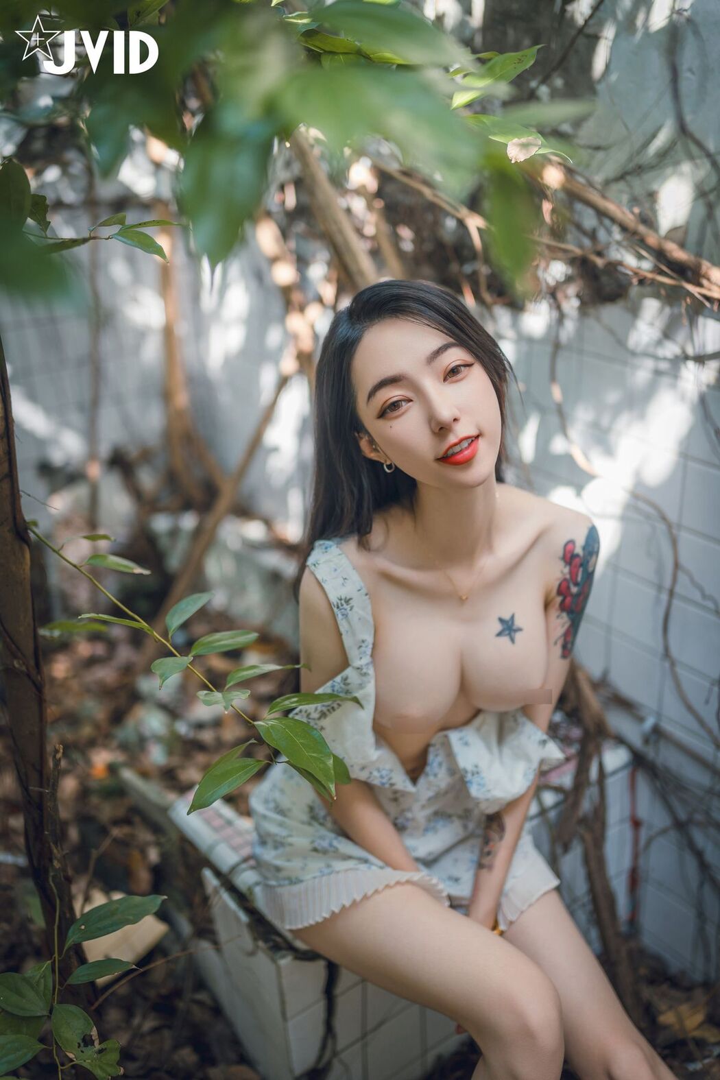 JVID Piao Piao Ge 飄飄哥 – 飄飄跟蹤綁架迷姦情色妄想 強灌春藥 粉粉 透透 藥效太強 讓美少女飄飄完全順從 Part03 (69P)
