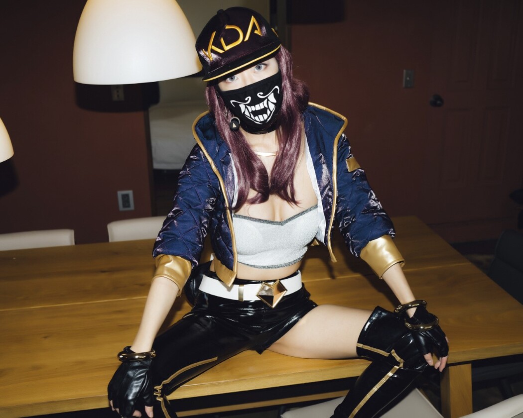 Mona모나 Akali KDA Moon Night Snap