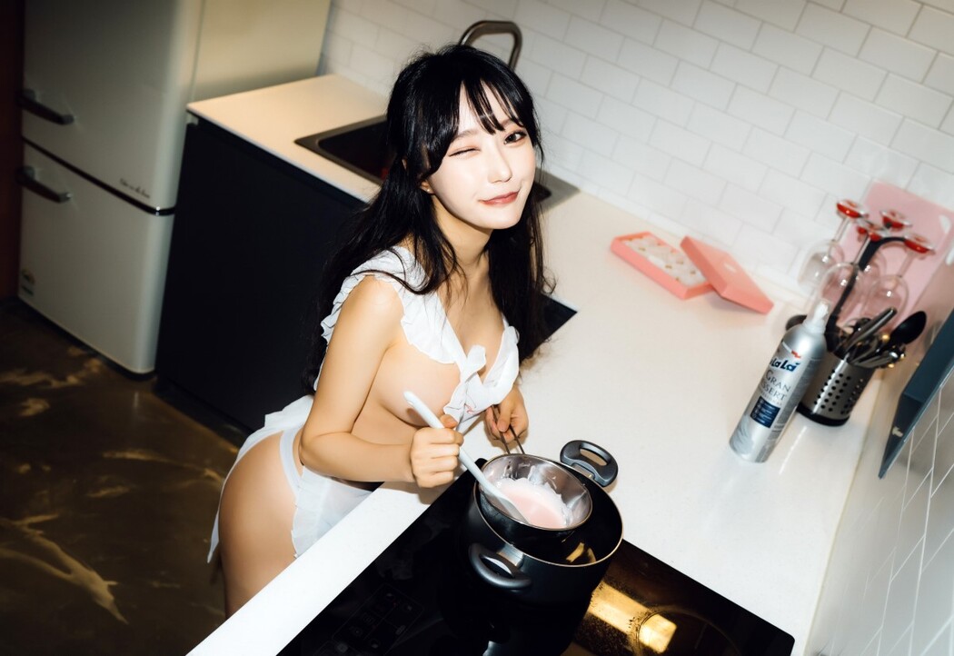 Mona모나 Jucy 쥬시 Valentine