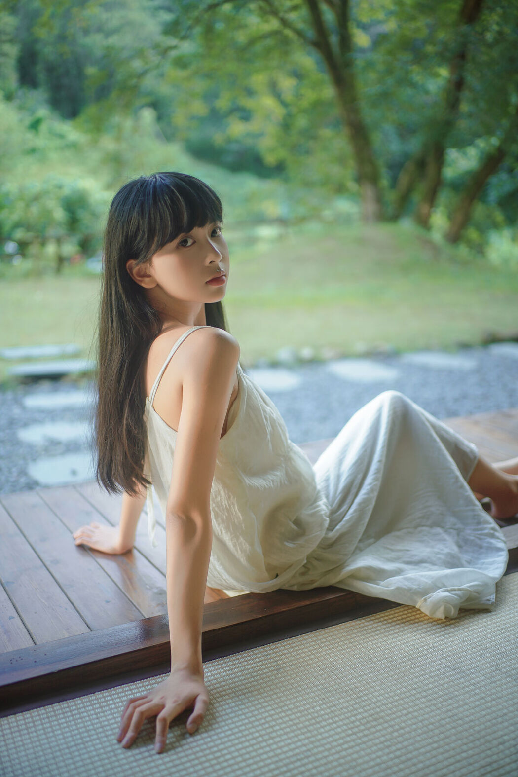 YiTuYu艺图语 Vol.8184 o3uiii (54P)