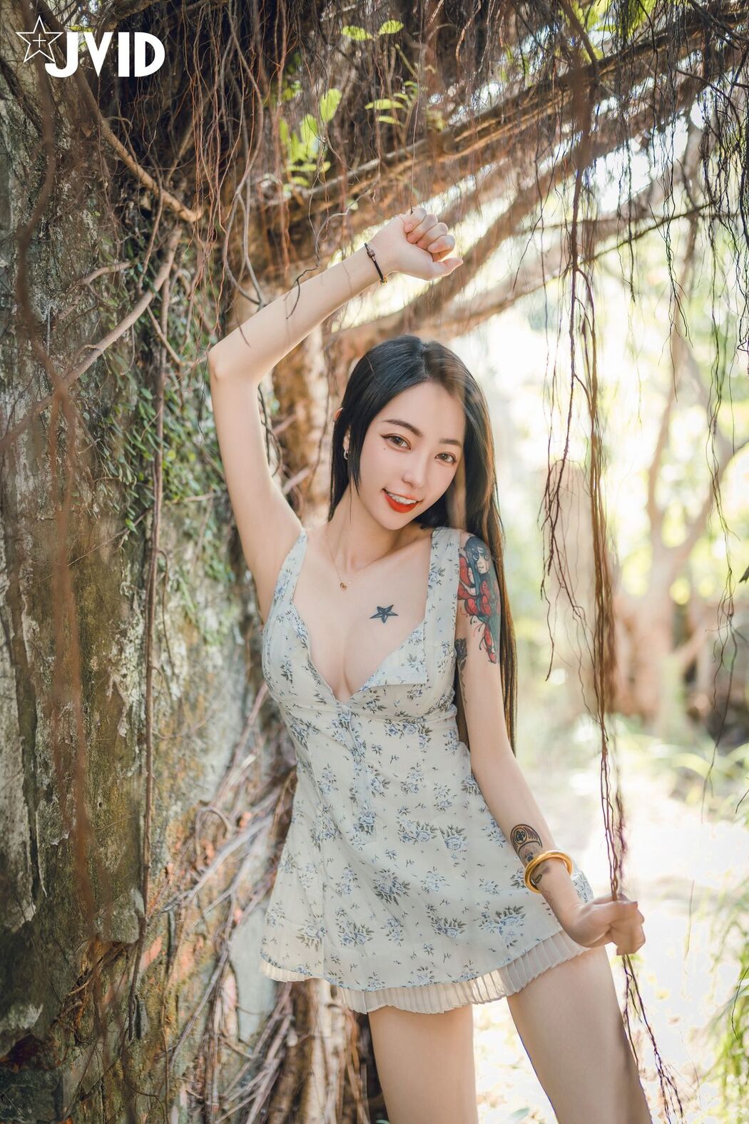 JVID Piao Piao Ge 飄飄哥 – 飄飄跟蹤綁架迷姦情色妄想 強灌春藥 粉粉 透透 藥效太強 讓美少女飄飄完全順從 Part02 (70P)