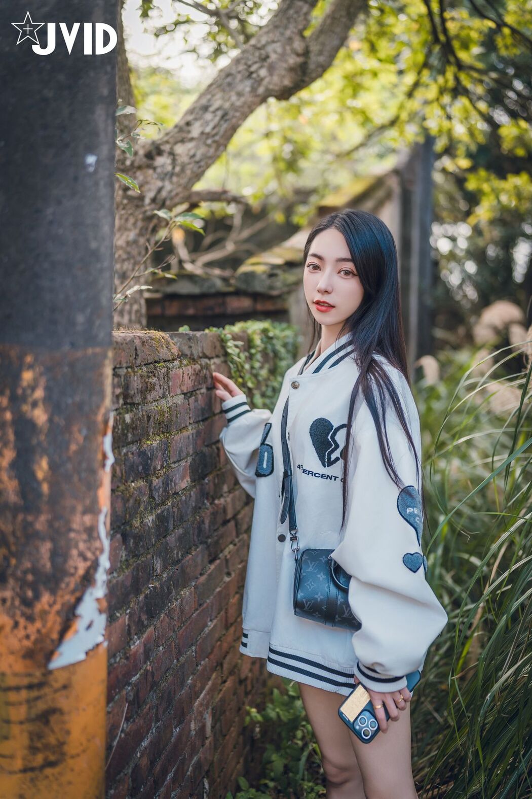 JVID Piao Piao Ge 飄飄哥 – 飄飄跟蹤綁架迷姦情色妄想 強灌春藥 粉粉 透透 藥效太強 讓美少女飄飄完全順從 Part03 (69P)