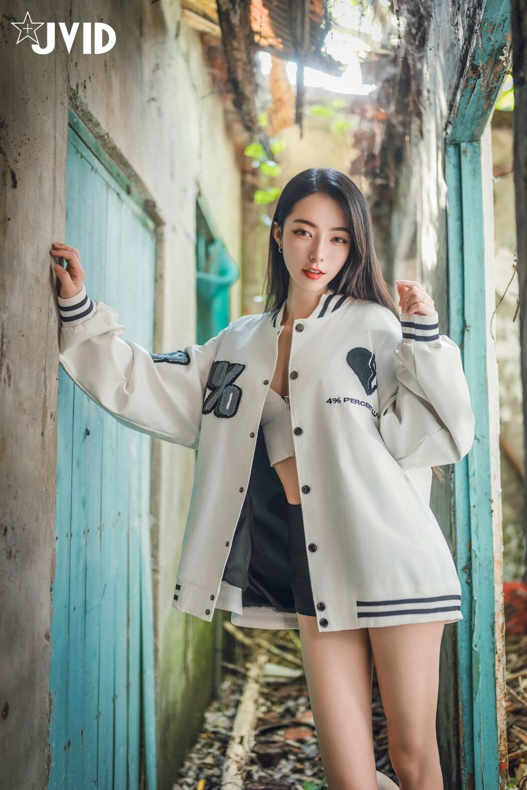 JVID Piao Piao Ge 飄飄哥 &#8211; 飄飄跟蹤綁架迷姦情色妄想 強灌春藥 粉粉 透透 藥效太強 讓美少女飄飄完全順從 Part03 (69P)