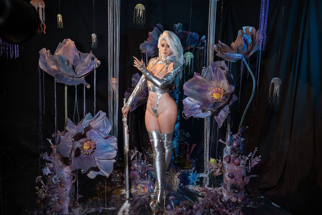 Coser@奈汐酱nice &#8211; 异铁战士 (77P)