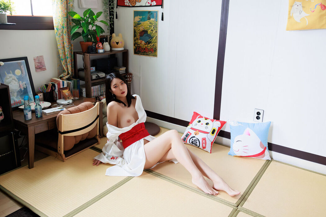 Mona 모나 – Special Nude Art No.01