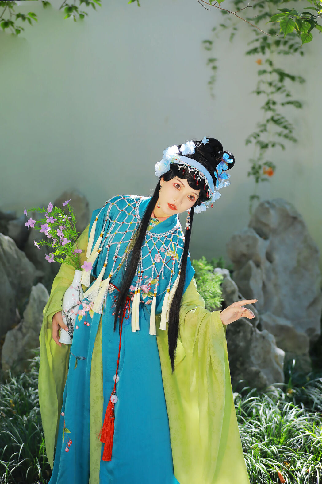 YiTuYu艺图语 Vol.8183 焚香小也 (27P)