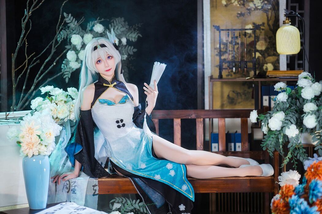 Coser@Tomoyo酱 – 星穹铁道 流萤旗袍 (25P)