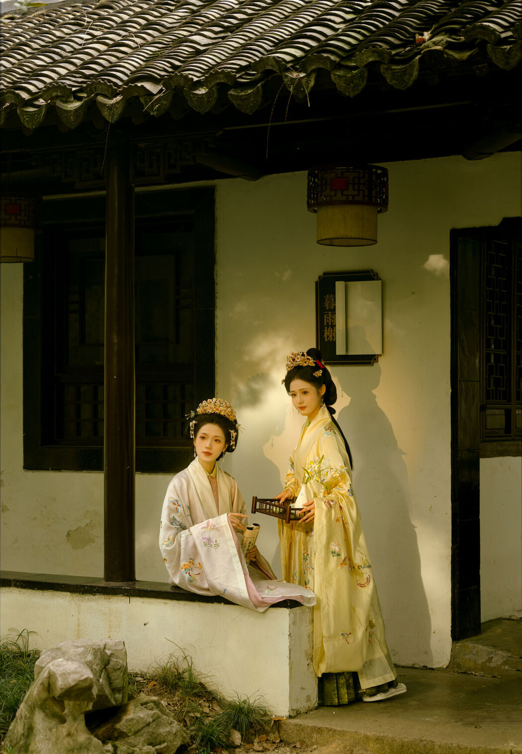 YiTuYu艺图语 Vol.8182 语卿 (22P)