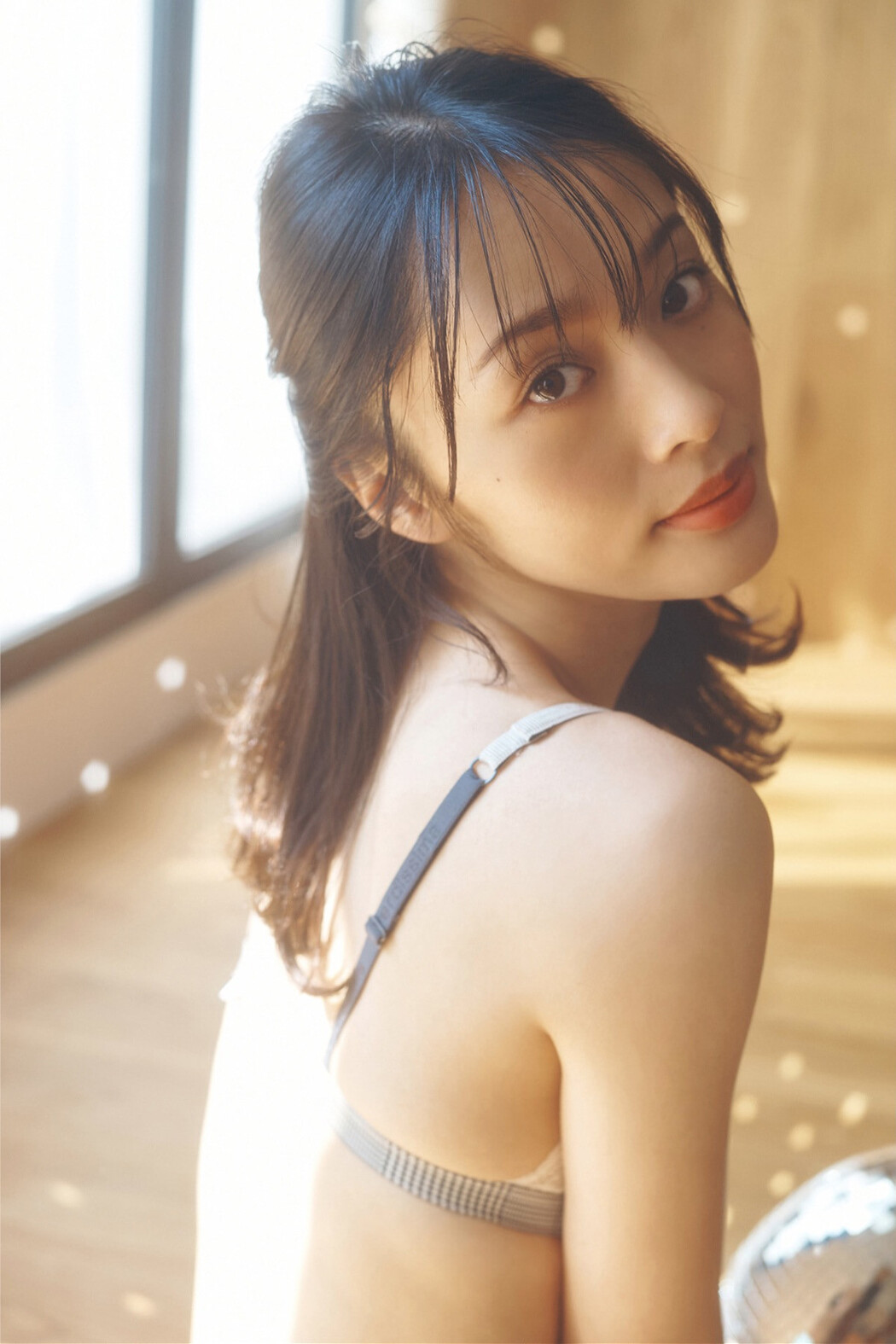 Misaki Jimbu 神部美咲, FLASHデジタル写真集 『ここだけの話 vol.1』 Set.03
