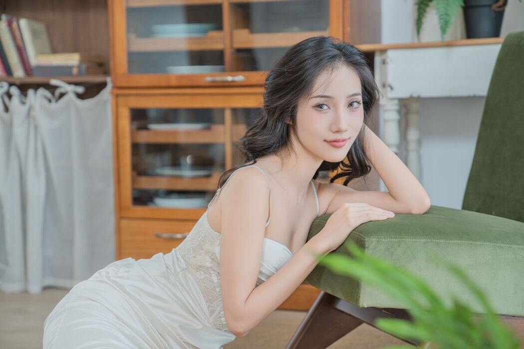 YiTuYu艺图语 Vol.8190 o1ne万 (28P)