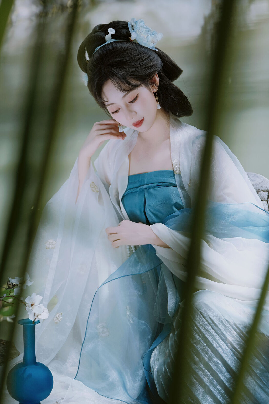 YiTuYu艺图语 Vol.8187 七七 (21P)