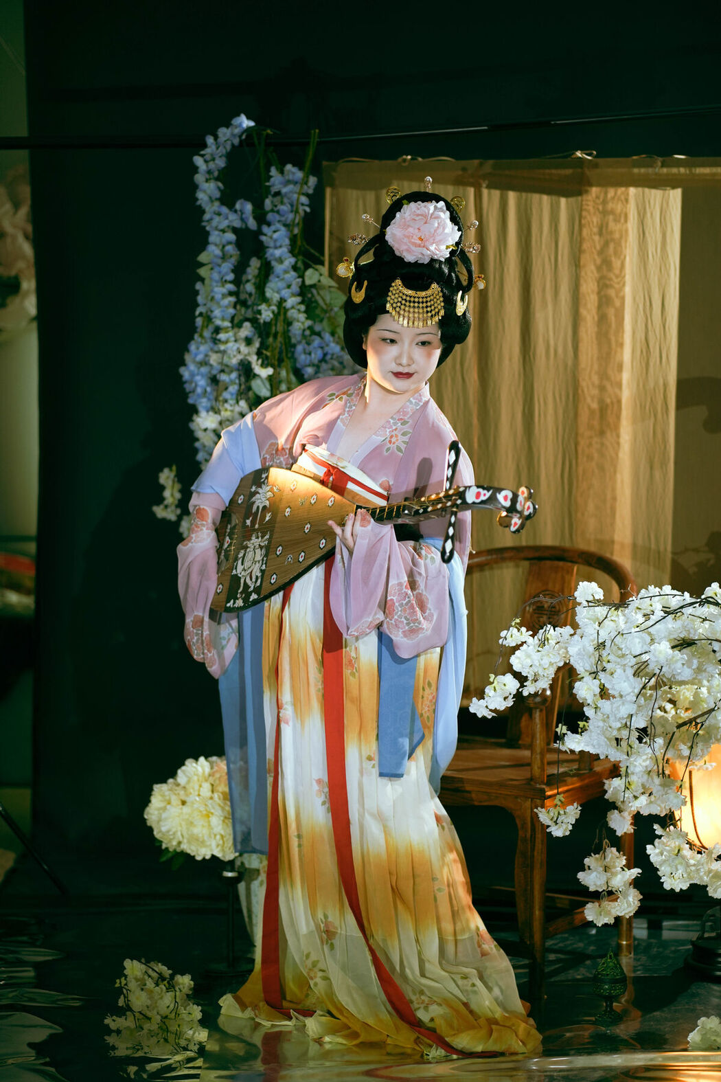 YiTuYu艺图语 Vol.8186 水荇牵风 (22P)