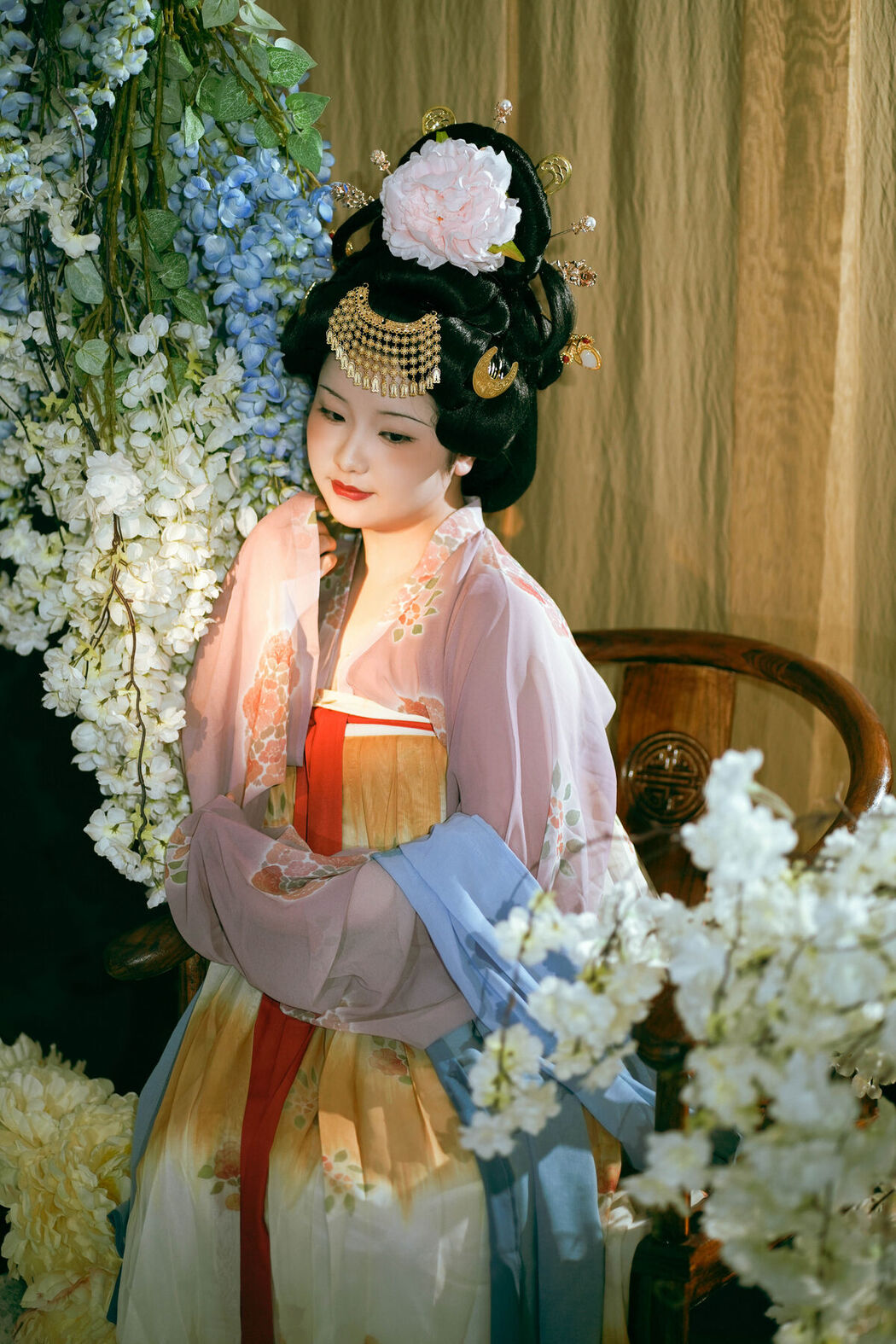 YiTuYu艺图语 Vol.8186 水荇牵风 (22P)