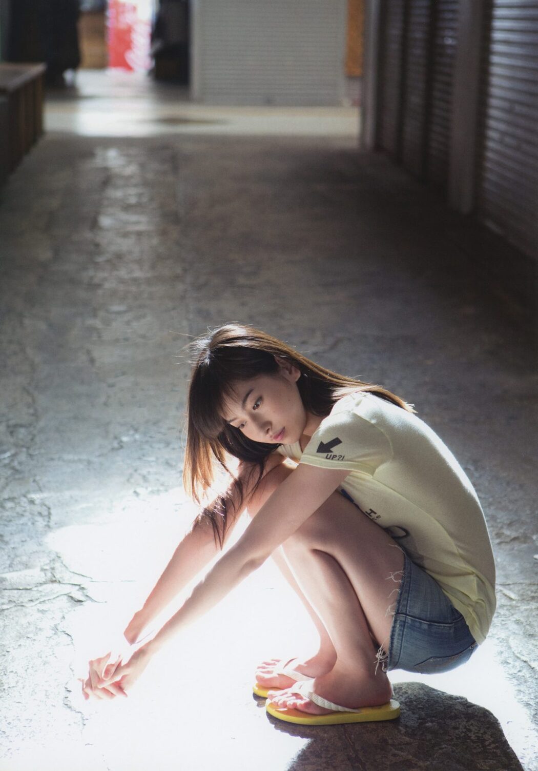 Akari Uemura 植村あかり 写真集 AKARI