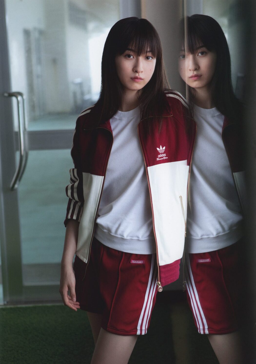 Akari Uemura 植村あかり 写真集 AKARI