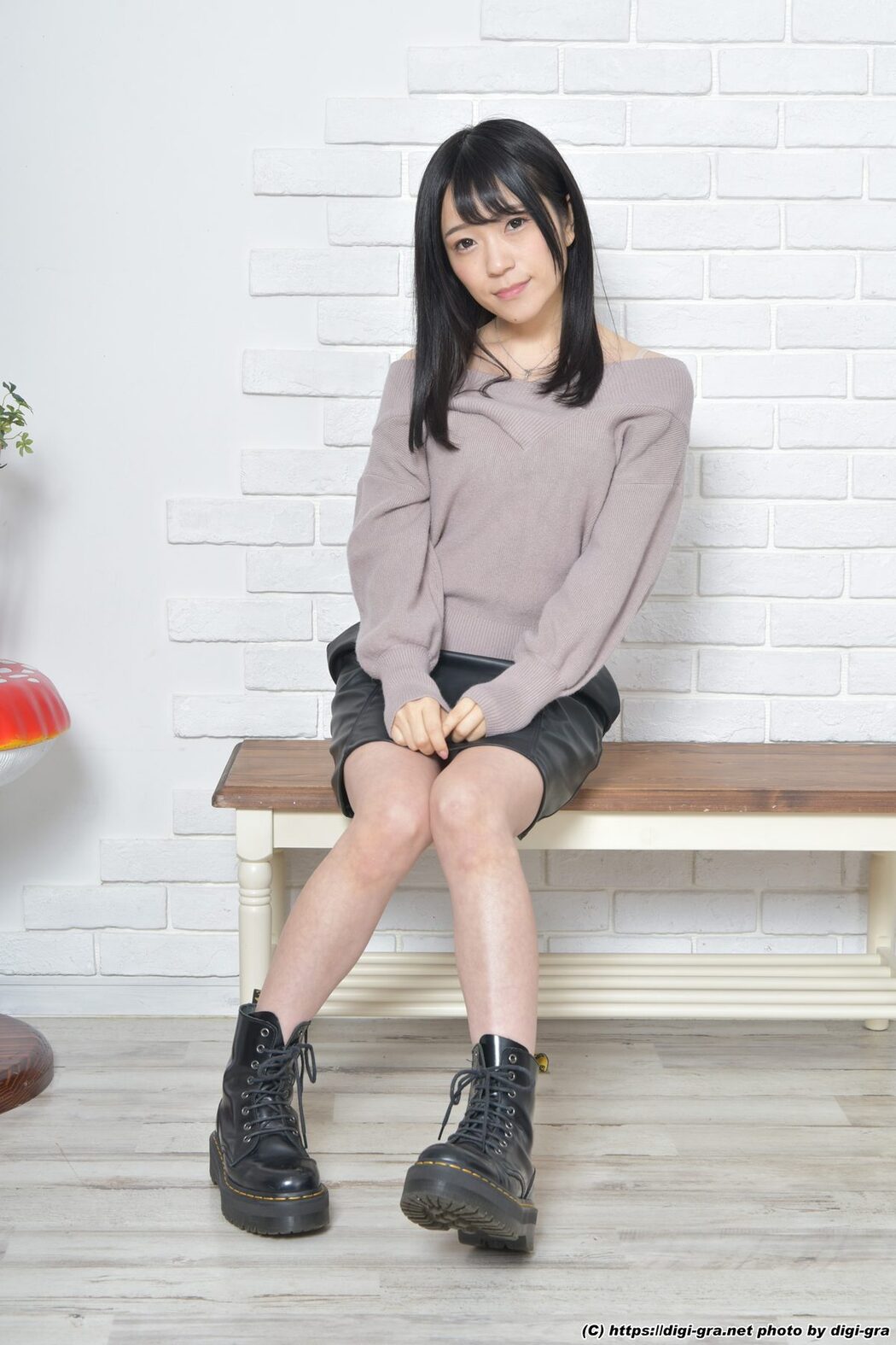 Digi-Gra Riona Minami 南梨央奈 Photoset 05 A