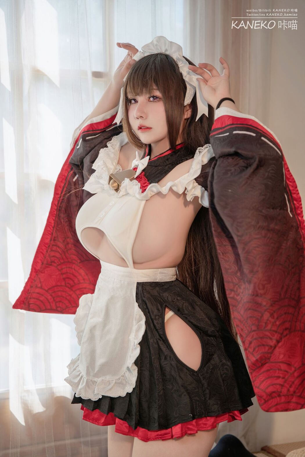Coser@KANEKO_咔喵 – 樫野牛牛女仆 (36P – 2V)