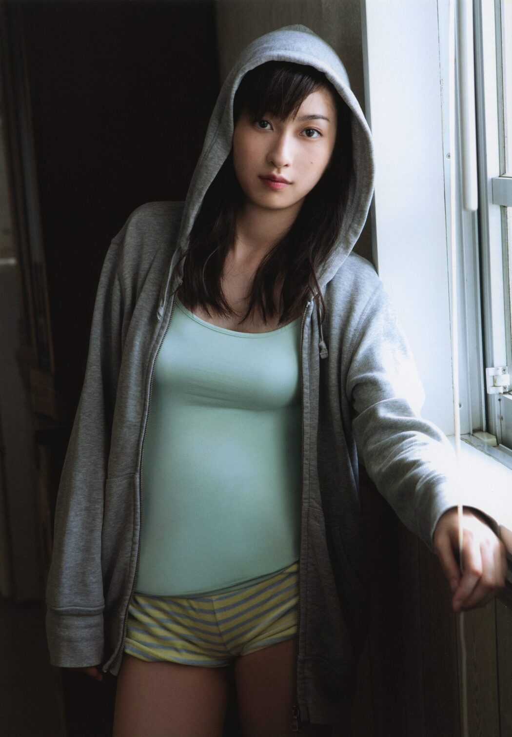 Akari Uemura 植村あかり 写真集 AKARI