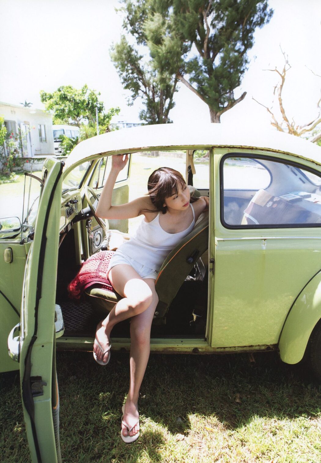 Akari Uemura 植村あかり 写真集 AKARI