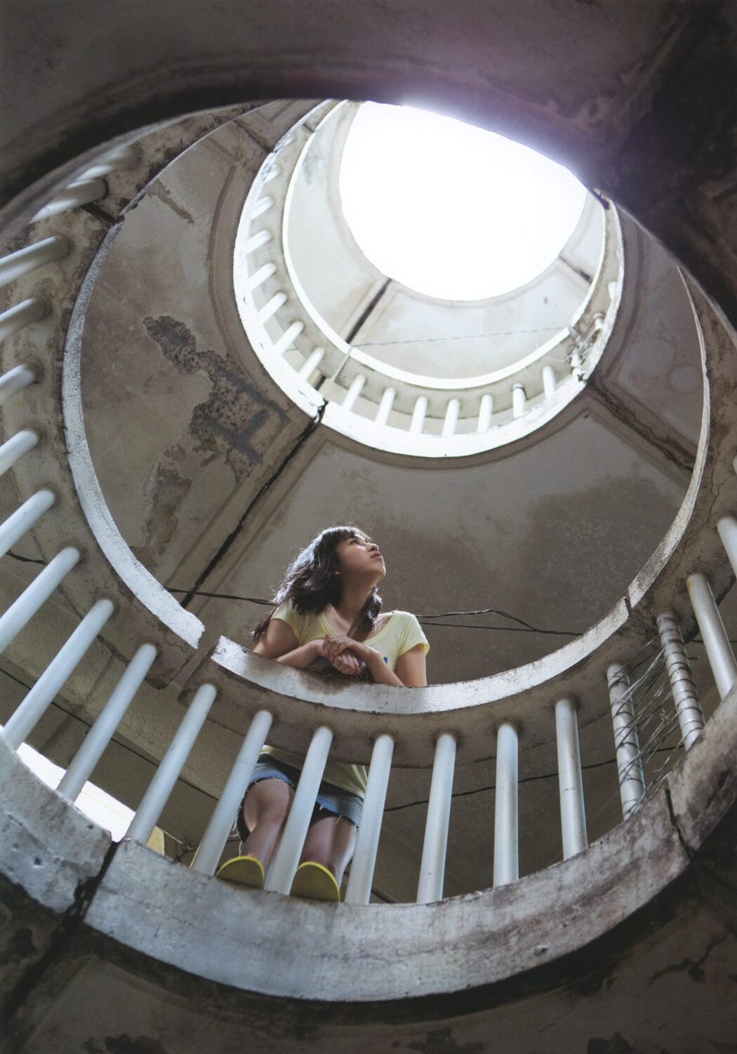 Akari Uemura 植村あかり 写真集 AKARI