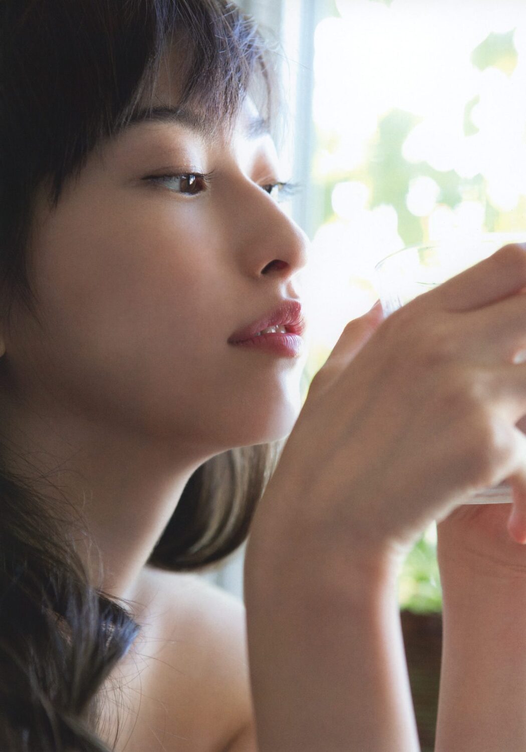 Akari Uemura 植村あかり 写真集 AKARI