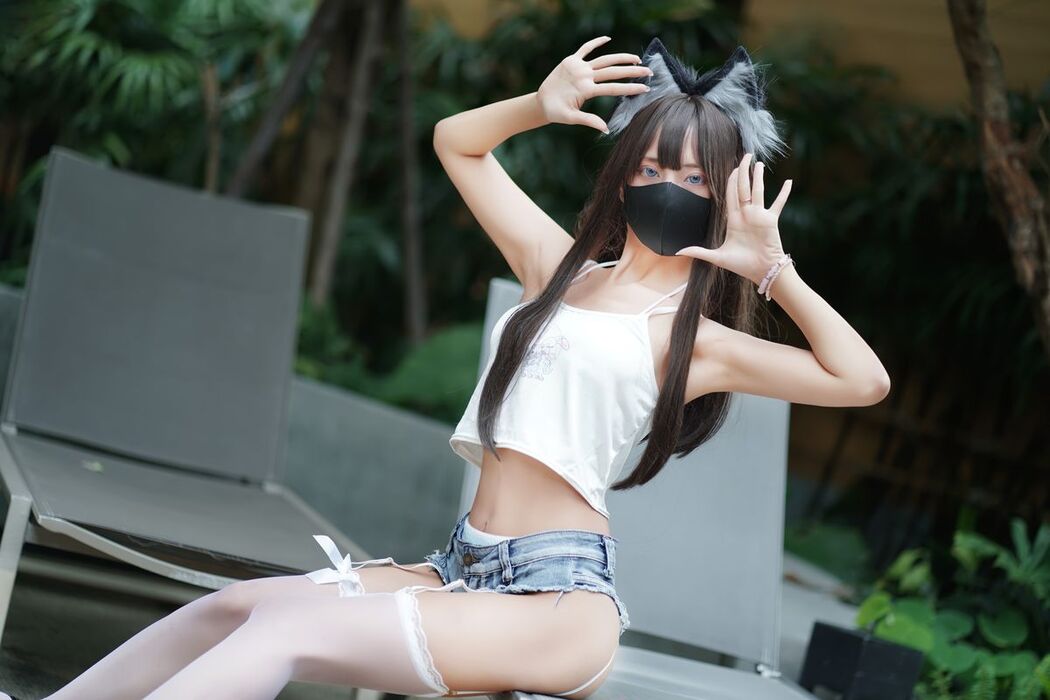 Coser@职业奶妈三水子 – 猫猫蓝白比基尼 (86P – 1V)