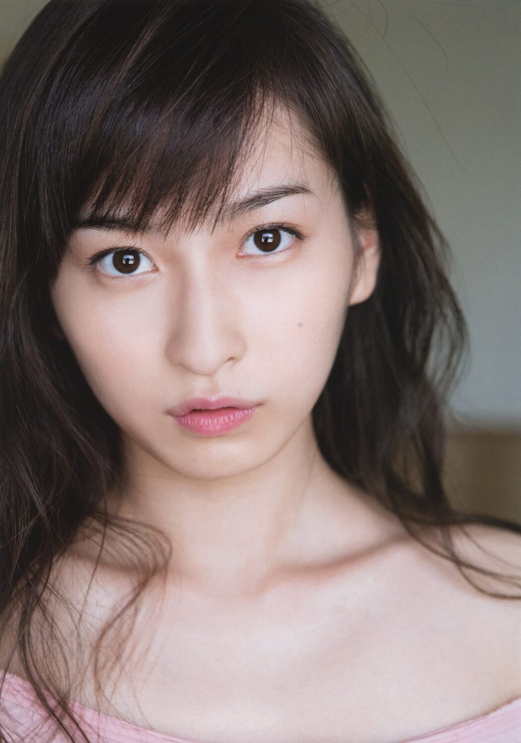 Akari Uemura 植村あかり 写真集 AKARI