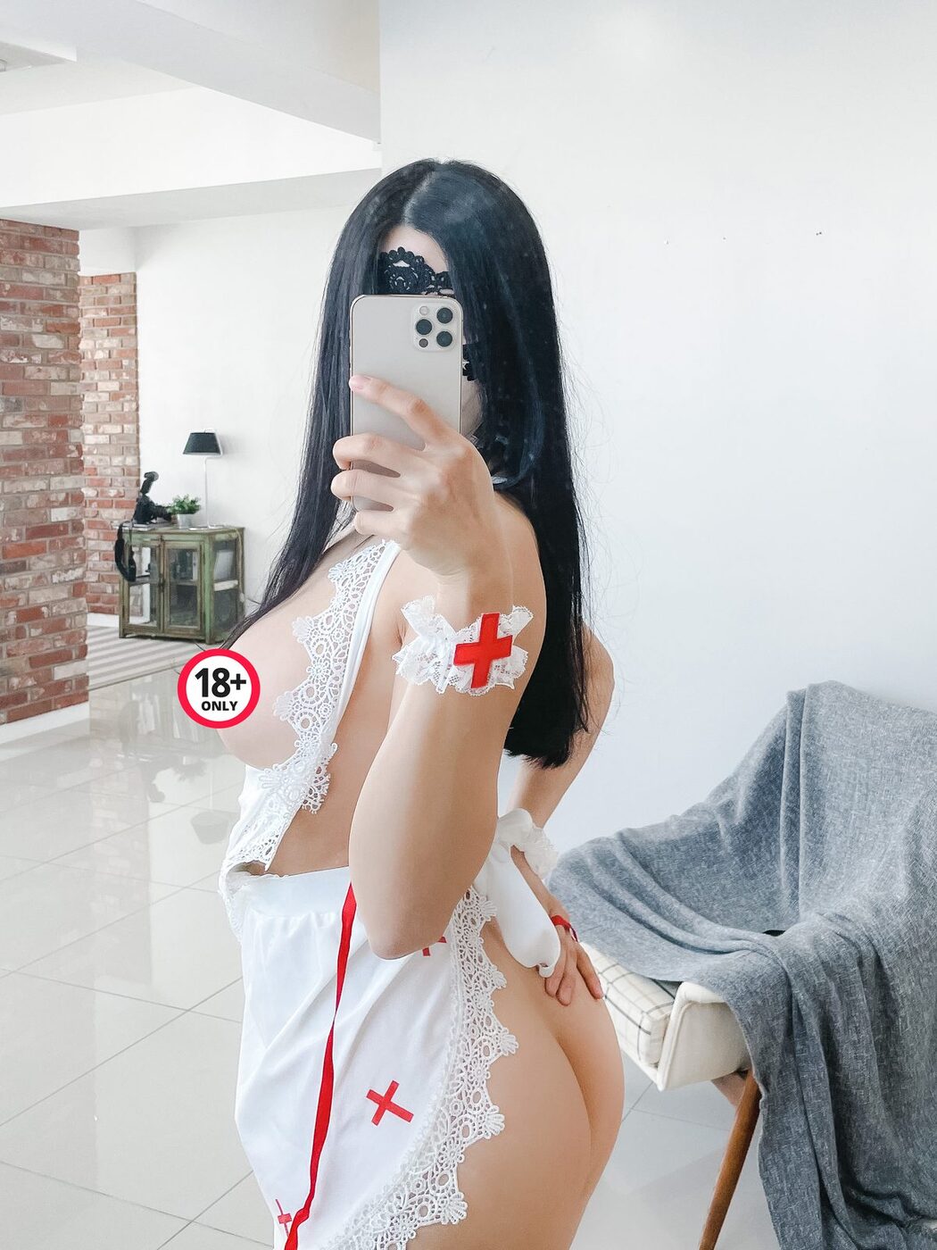 KiSiA Dana – Vol.25 ft. Fascinating Nurse