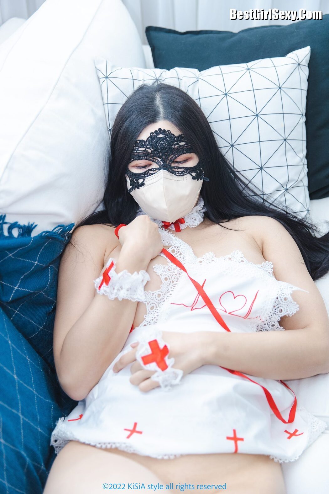 KiSiA Dana – Vol.25 ft. Fascinating Nurse