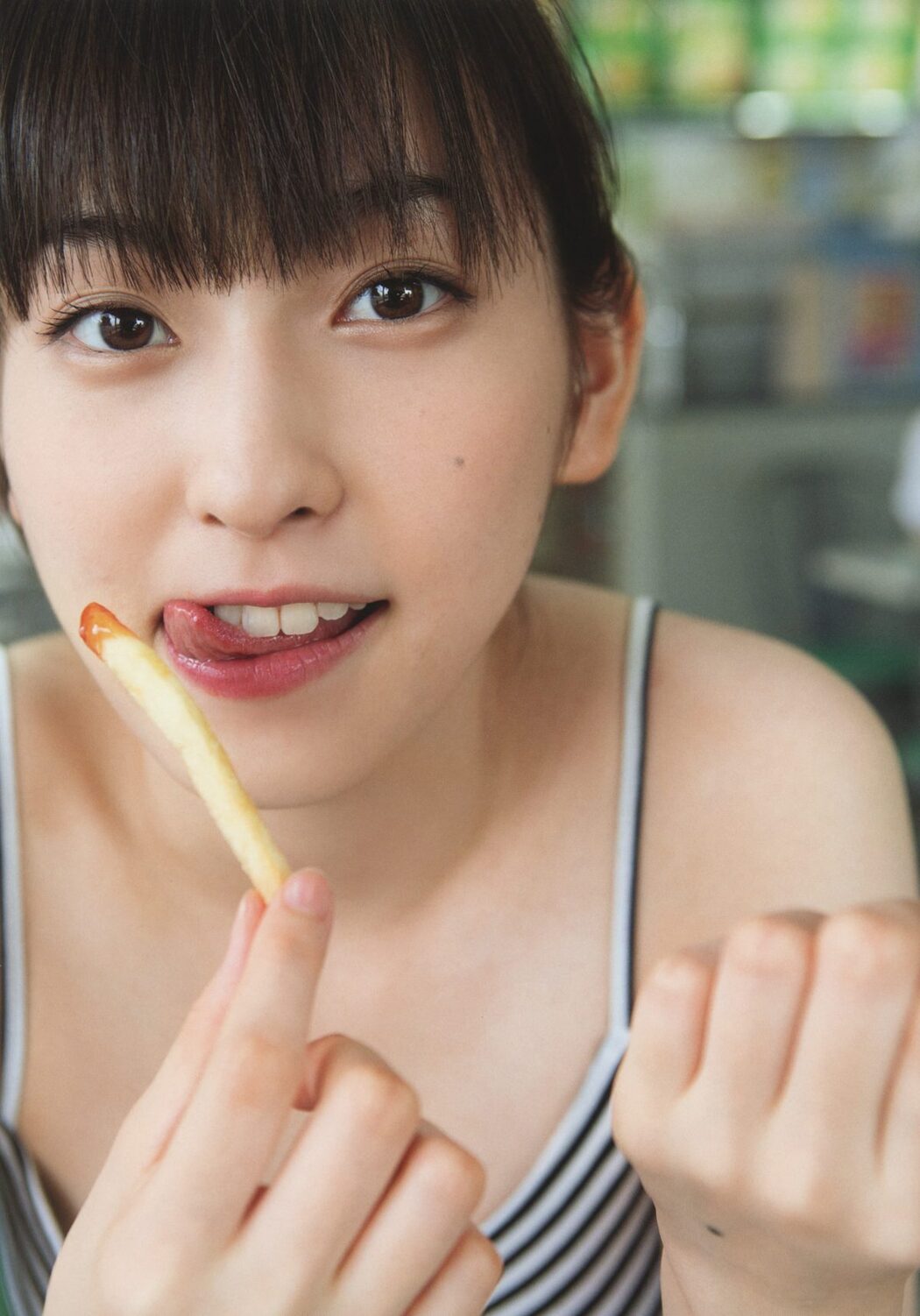 Akari Uemura 植村あかり 写真集 AKARI