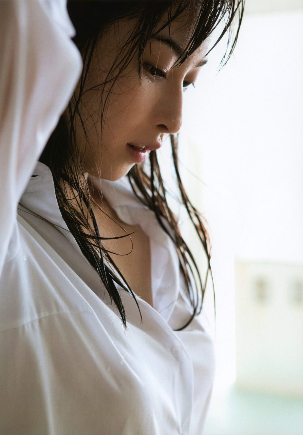 Akari Uemura 植村あかり 写真集 AKARI