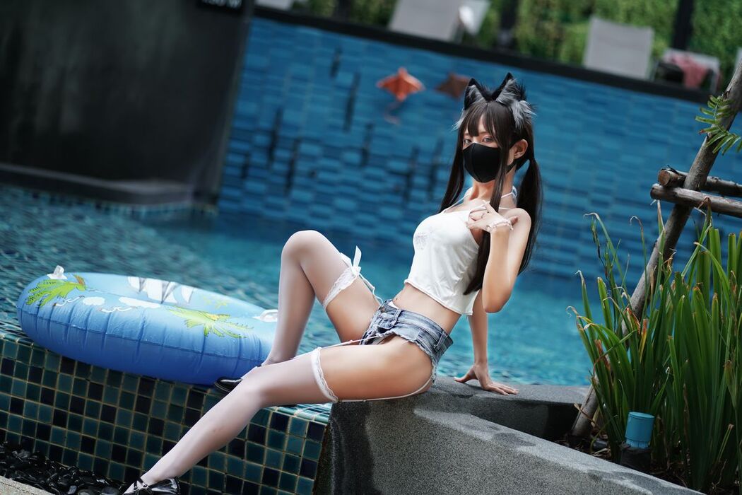 Coser@职业奶妈三水子 – 猫猫蓝白比基尼 (86P – 1V)
