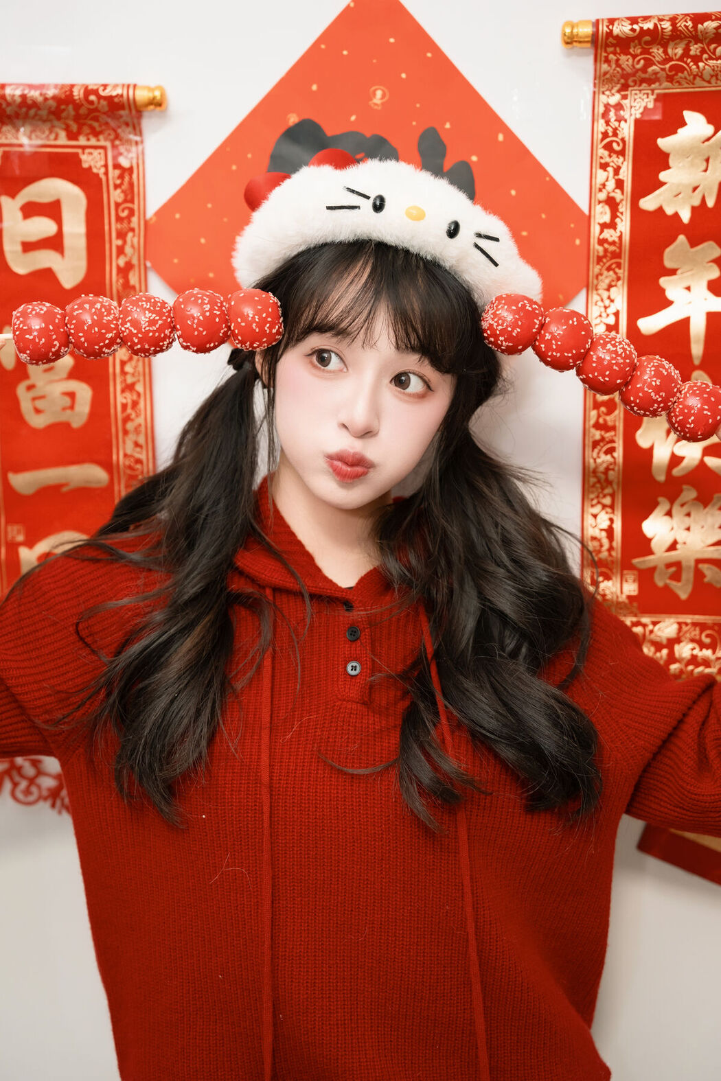 YiTuYu艺图语 Vol.8193 夏芋小年 (22P)