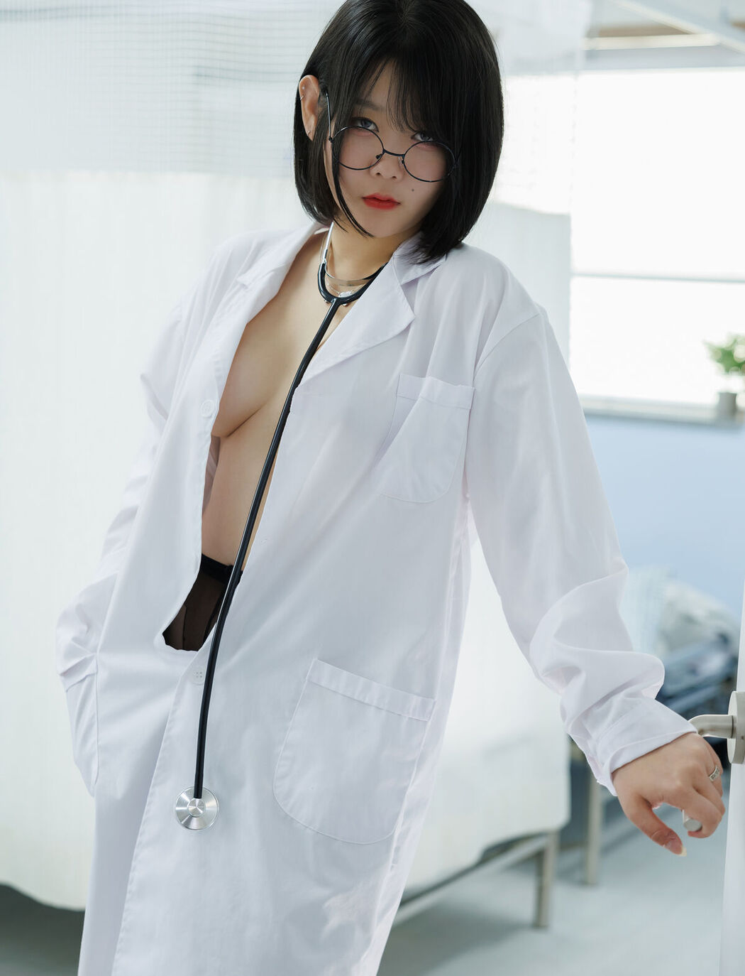 Ready Zia – Vol.001 Lady Doctor Part1