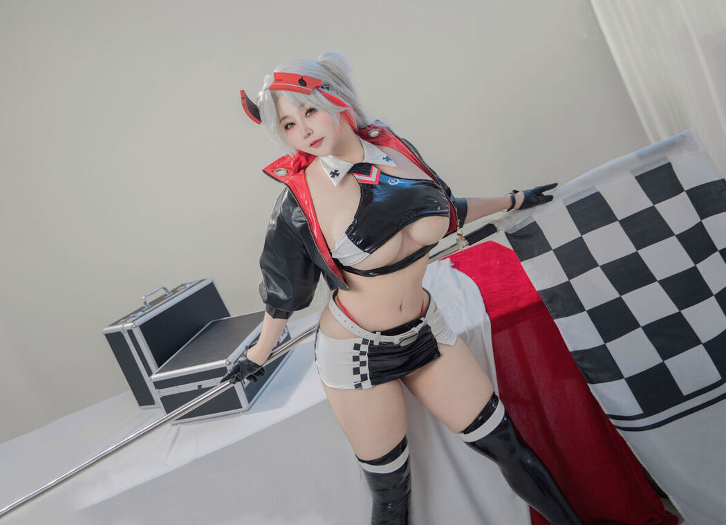 Coser@KANEKO_咔喵 – 欧根亲王 赛车服 (37P – 2V)