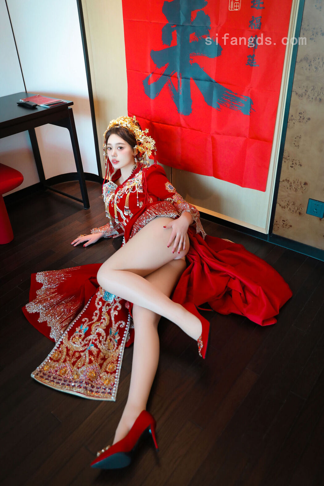 XR Uncensored Dan Dan Bao 蛋蛋宝 – R18 秀人网模特 秀禾服 (90P – 6V)