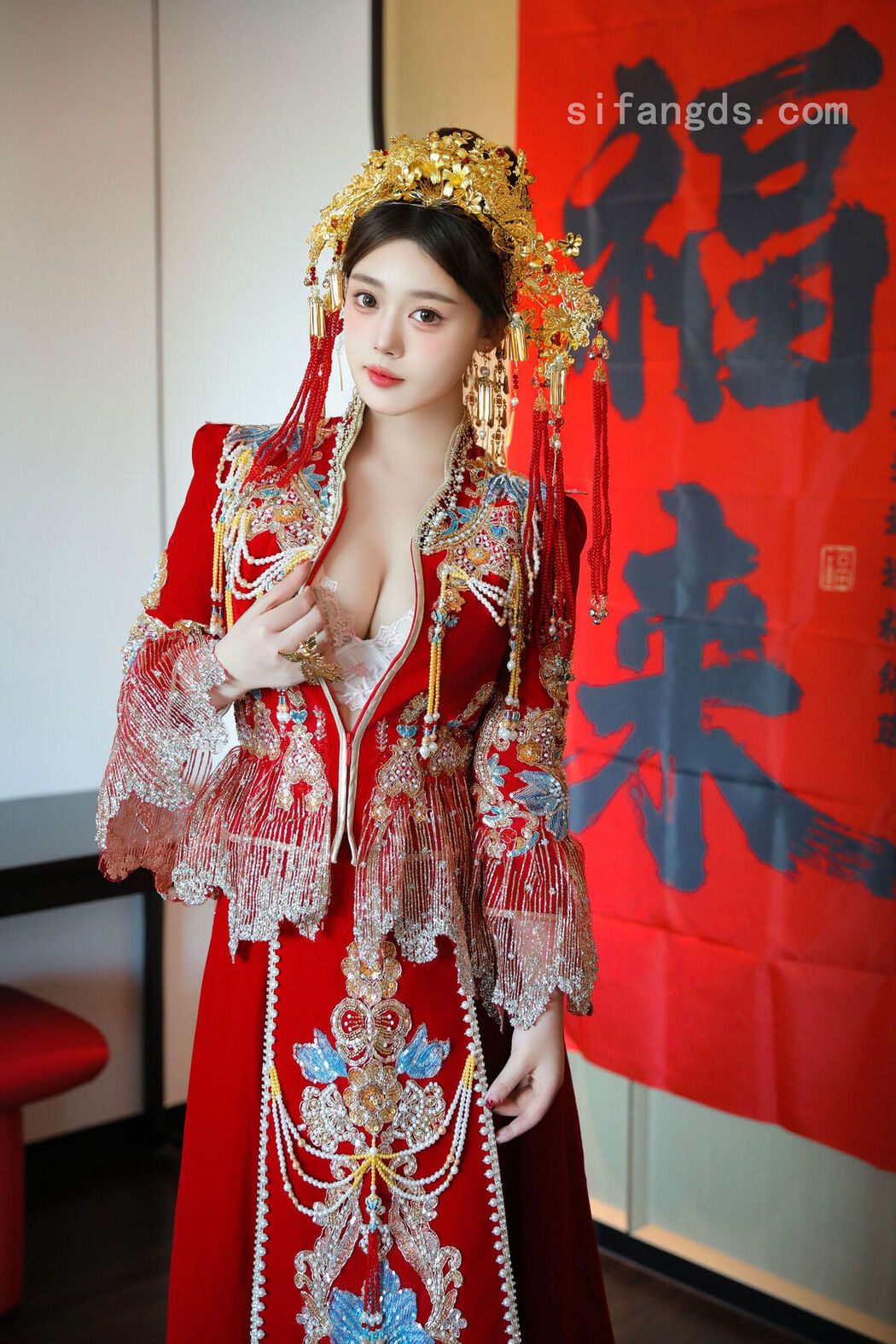 XR Uncensored Dan Dan Bao 蛋蛋宝 – R18 秀人网模特 秀禾服 (90P – 6V)