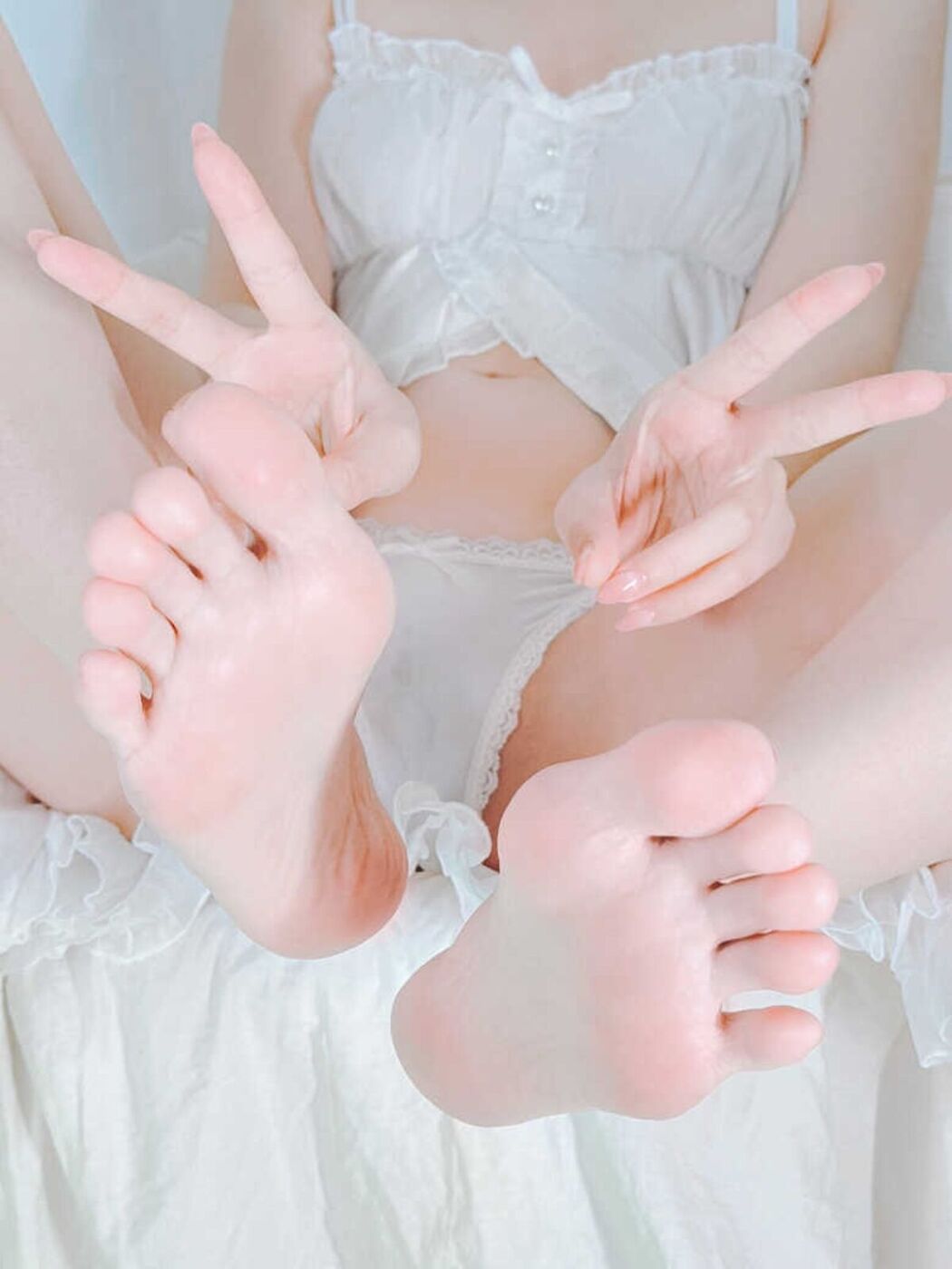 Coser@Ayame Base – Frieren – Sousou no Frieren (39P – 1V)