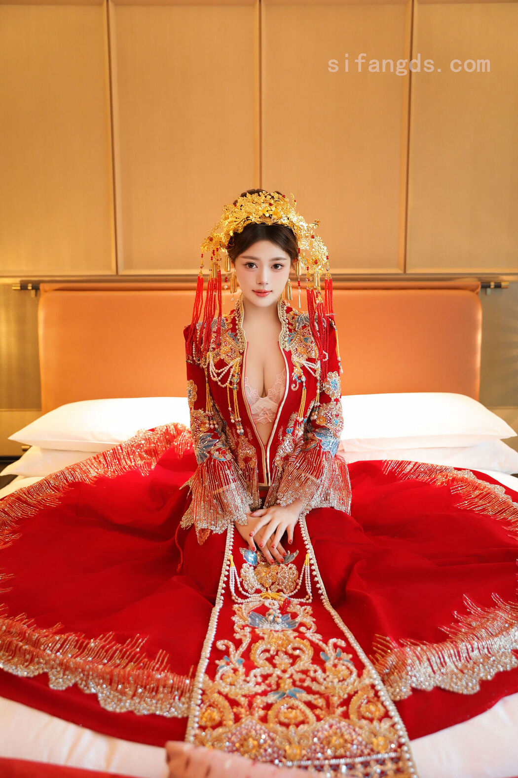 XR Uncensored Dan Dan Bao 蛋蛋宝 – R18 秀人网模特 秀禾服 (90P – 6V)
