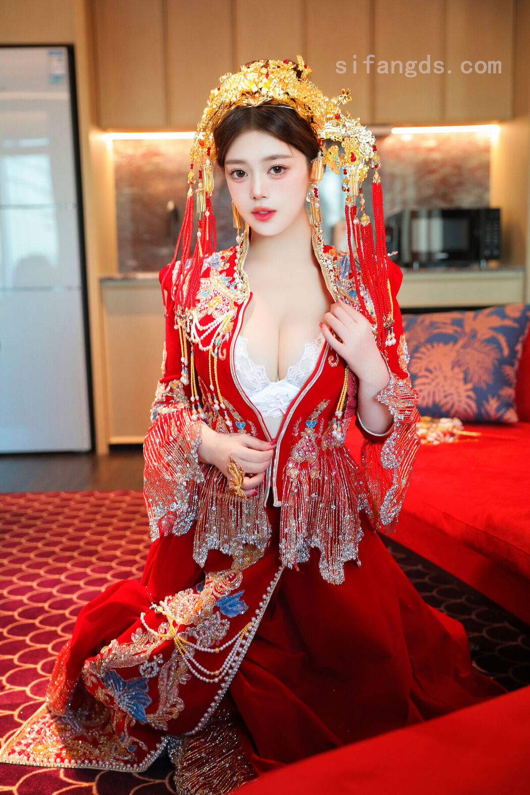 XR Uncensored Dan Dan Bao 蛋蛋宝 – R18 秀人网模特 秀禾服 (90P – 6V)