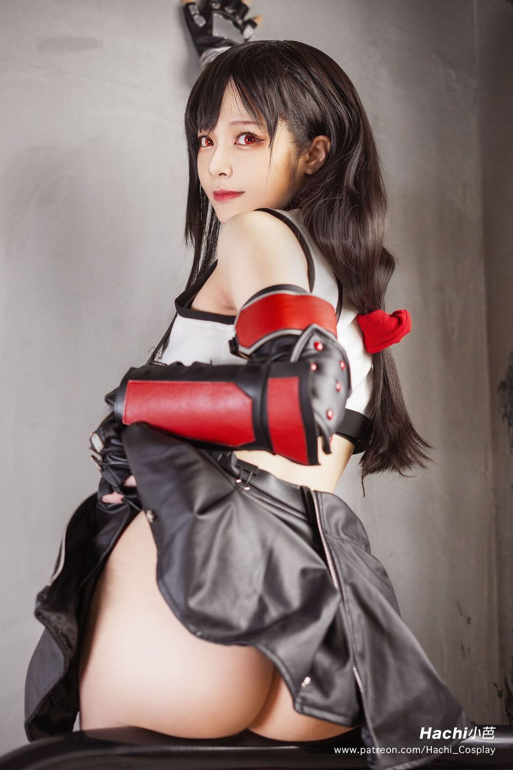 Coser@Hachi_小芭 – 蒂法 (13P)