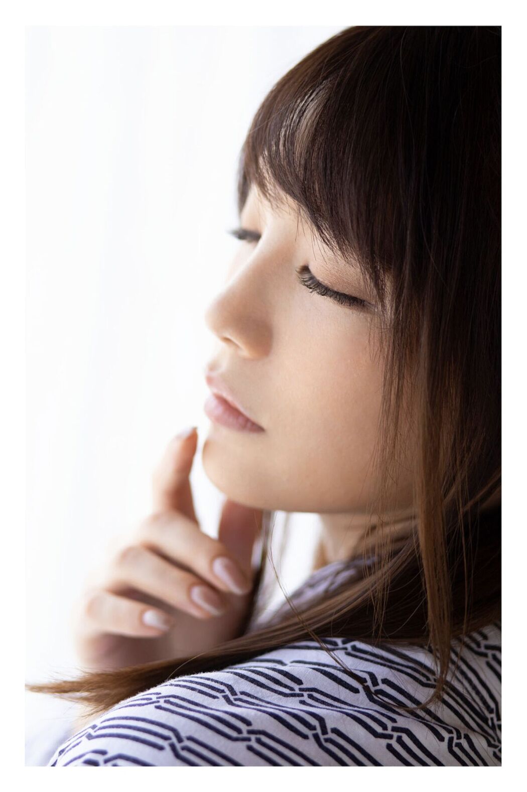 JP Suzumura Airi 鈴村あいり – 秘and密 誰も知らない鈴村あいり (57P)