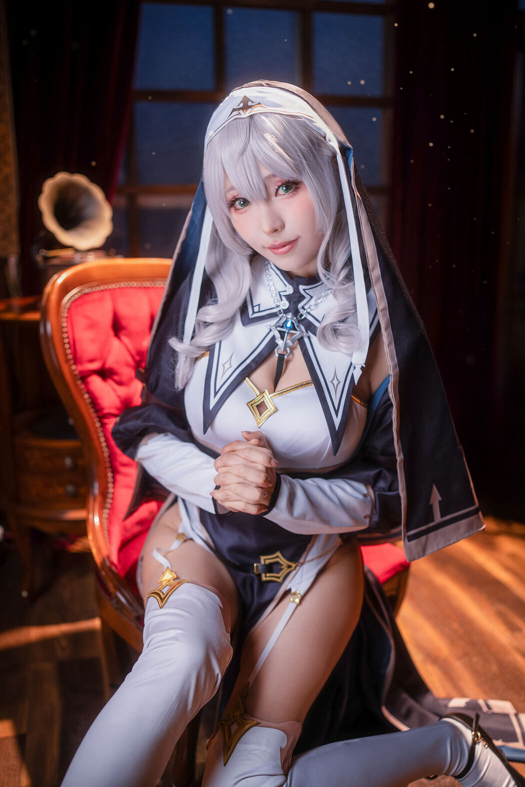 Coser@Ely_eee ElyEE子 &#8211; Shirogane Noel Nun (28P &#8211; 13V)