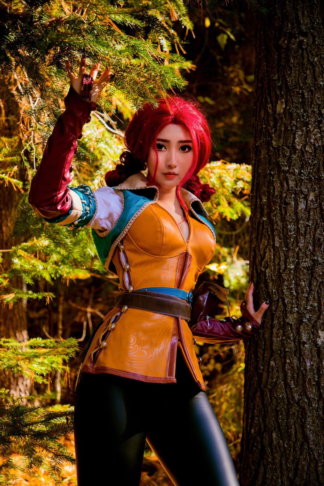 Coser@MisswarmJ – Triss Merigold (47P – 1V)