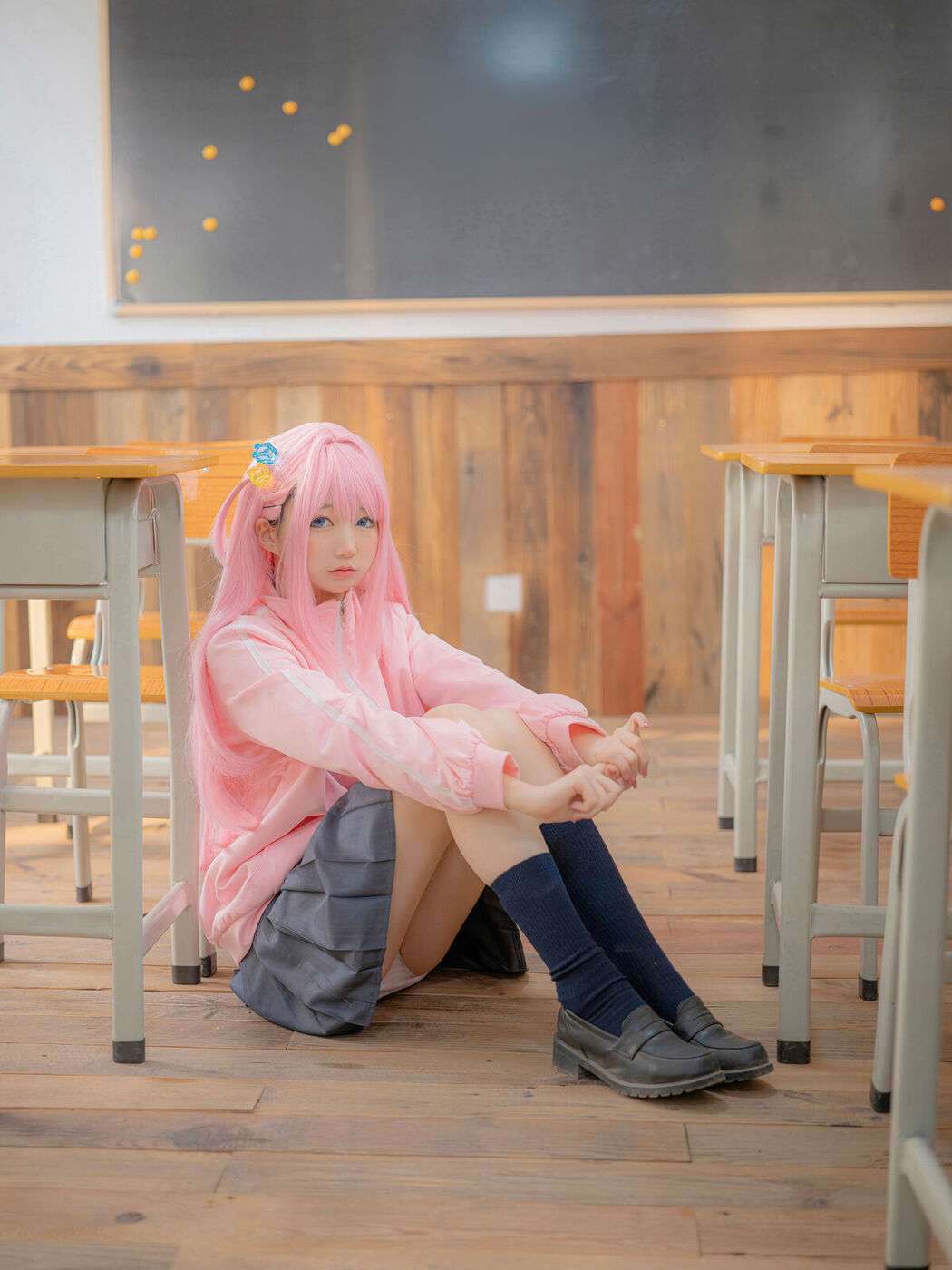 Coser@NAGISA魔物喵 – ぼっち ざ ろっく (81P)